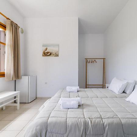 White Lily Lejlighedshotel Skopelos Eksteriør billede